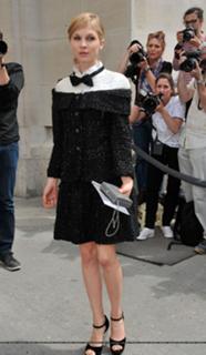 Clémence Poésy feet photo thumbnail