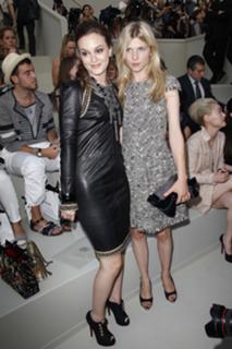Clémence Poésy feet photo thumbnail