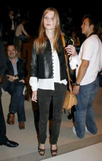 Clémence Poésy feet photo thumbnail
