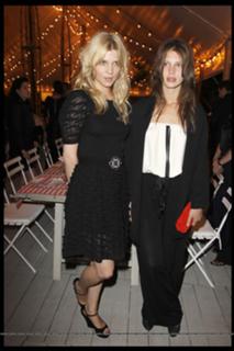 Clémence Poésy feet photo thumbnail