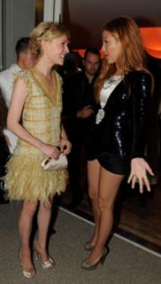 Clémence Poésy feet photo thumbnail