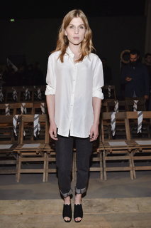 Clémence Poésy feet photo thumbnail