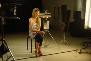 Clémence Poésy feet photo thumbnail