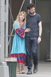 Clémence Poésy feet photo thumbnail