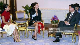 CoCo Lee feet photo 13