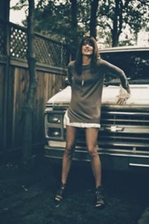Cobie Smulders feet photo thumbnail