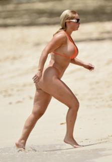 Coco Austin feet photo thumbnail