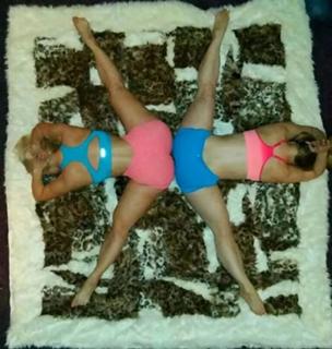 Coco Austin feet photo thumbnail