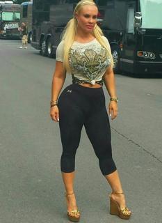 Coco Austin feet photo thumbnail