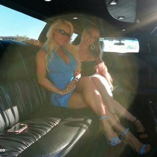 Coco Austin feet photo thumbnail