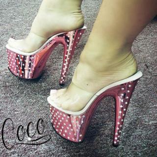 Coco Austin feet photo thumbnail