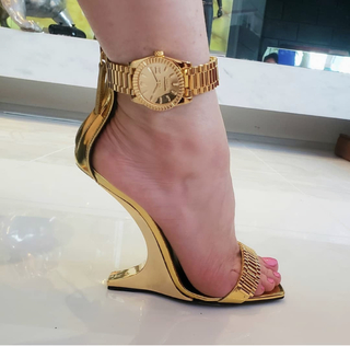 Coco Austin feet photo thumbnail