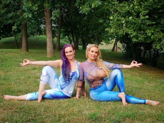 Coco Austin feet photo thumbnail