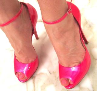 Coco Austin feet photo thumbnail