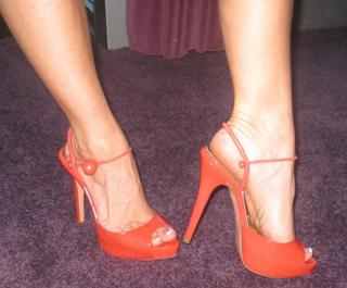 Coco Austin feet photo thumbnail