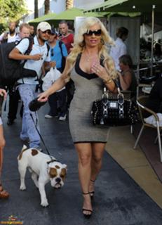 Coco Austin feet photo thumbnail