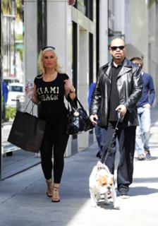 Coco Austin feet photo thumbnail