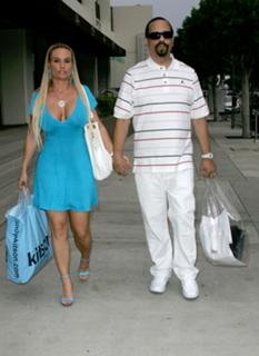 Coco Austin feet photo thumbnail