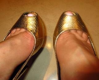 Coco Austin feet photo thumbnail