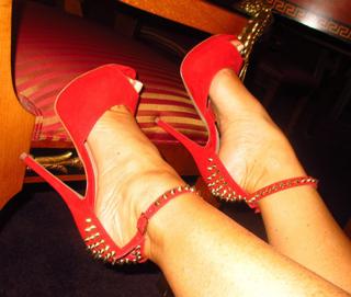 Coco Austin feet photo thumbnail