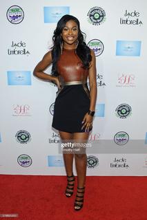 Coco Jones feet photo thumbnail