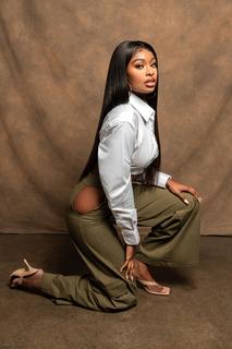 Coco Jones feet photo thumbnail