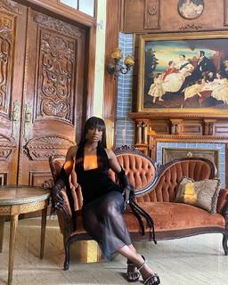 Coco Jones feet photo thumbnail