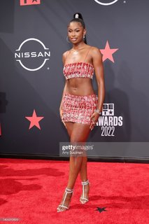 Coco Jones feet photo thumbnail