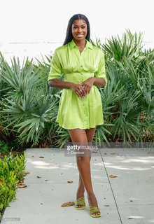 Coco Jones feet photo thumbnail