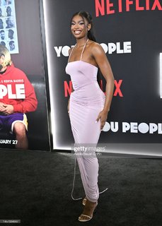 Coco Jones feet photo thumbnail