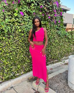 Coco Jones feet photo thumbnail