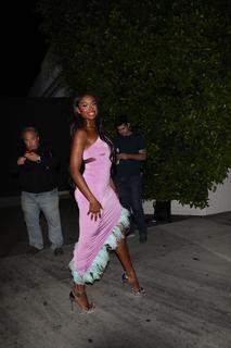 Coco Jones feet photo thumbnail