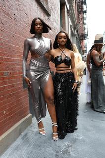 Coco Jones feet photo thumbnail