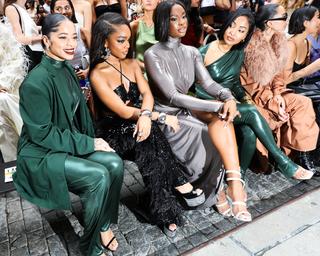 Coco Jones feet photo thumbnail