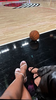 Coco Jones feet photo thumbnail