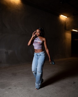 Coco Jones feet photo thumbnail