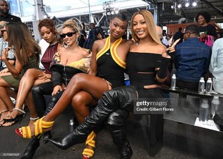 Coco Jones feet photo thumbnail