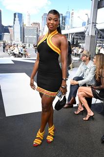 Coco Jones feet photo thumbnail