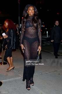 Coco Jones feet photo thumbnail