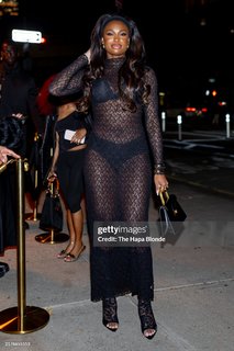 Coco Jones feet photo thumbnail