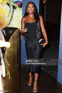 Coco Jones feet photo thumbnail