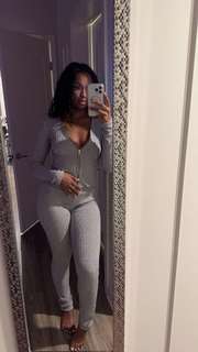 Coco Jones feet photo thumbnail