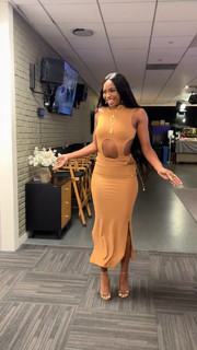 Coco Jones feet photo thumbnail