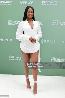 Coco Jones feet photo thumbnail