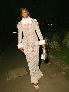 Coco Jones feet photo thumbnail