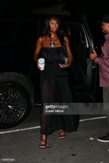 Coco Jones feet photo thumbnail