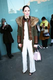 Coco Rocha feet photo 7