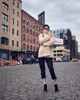 Coco Rocha feet photo 7