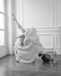 Coco Rocha feet photo 4