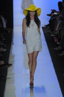 Coco Rocha feet photo 16